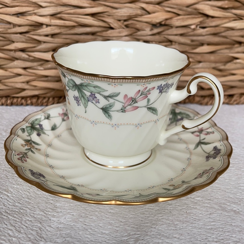 Noritake 90’s Brookhollow Fine Bone China Japan Cup & Saucer
